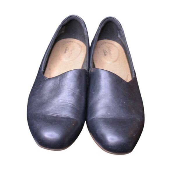 Clarks Black Leather Slip On Shoes Flats Loafers Comfort Minimalist - Picture 2 of 6